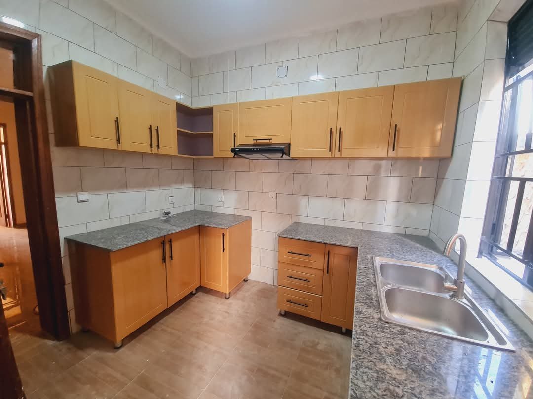 HOUSE FOR RENT