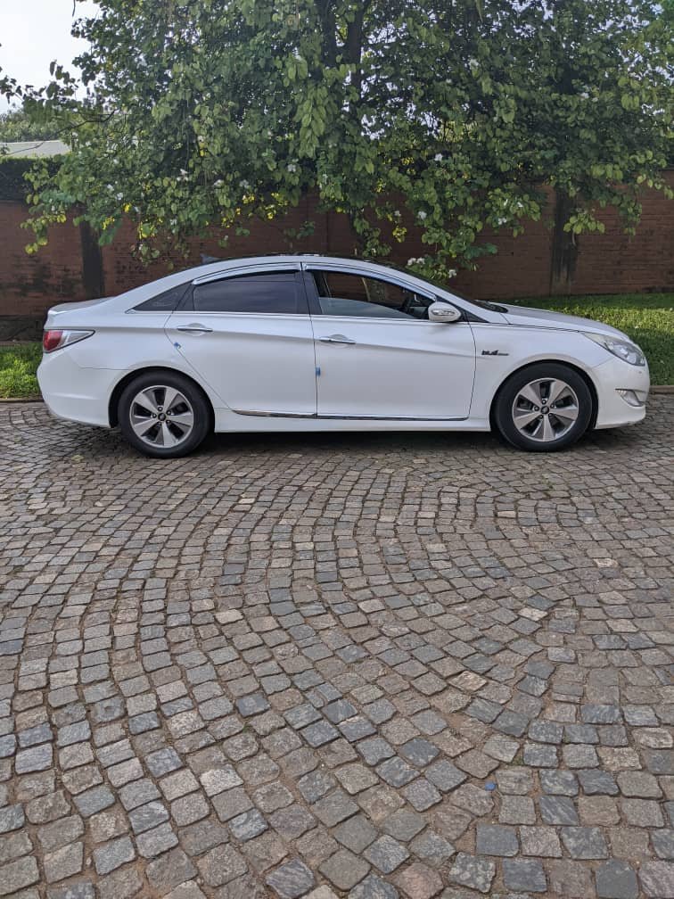 Sonata Hybrid car for sale